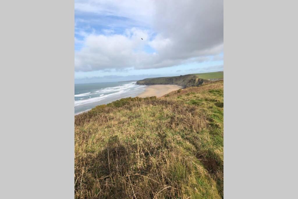 Six By The Sea - 2 Bed House - A Little Something For Everyone Saint Columb Minor Esterno foto