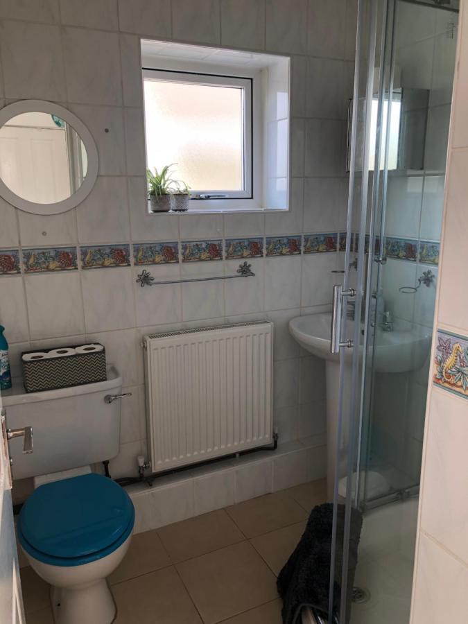 Six By The Sea - 2 Bed House - A Little Something For Everyone Saint Columb Minor Esterno foto