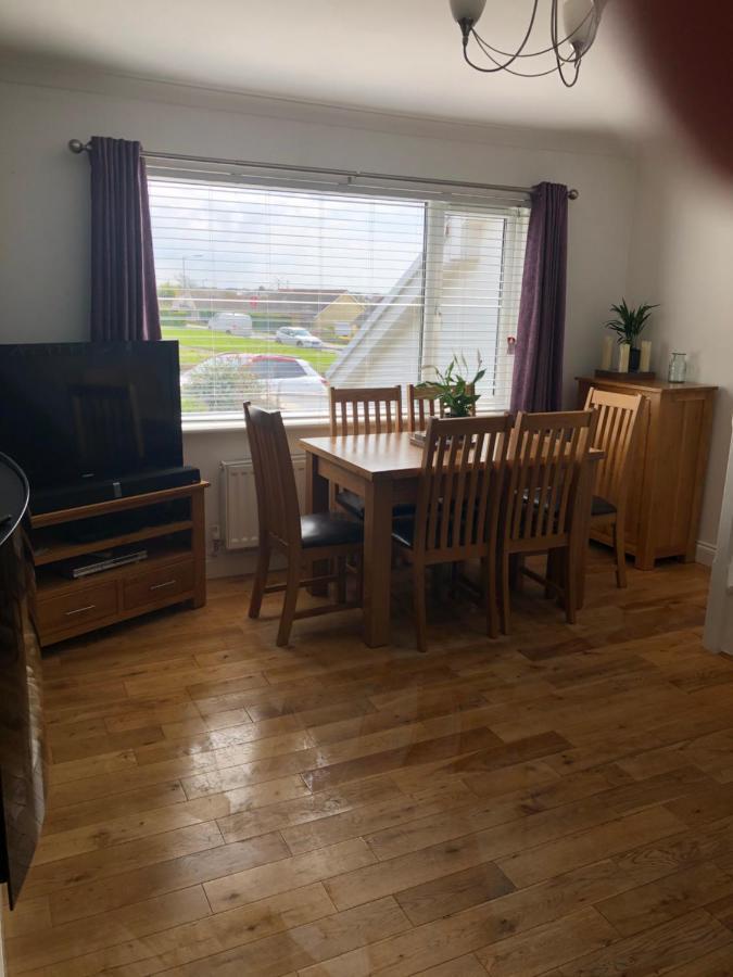 Six By The Sea - 2 Bed House - A Little Something For Everyone Saint Columb Minor Esterno foto